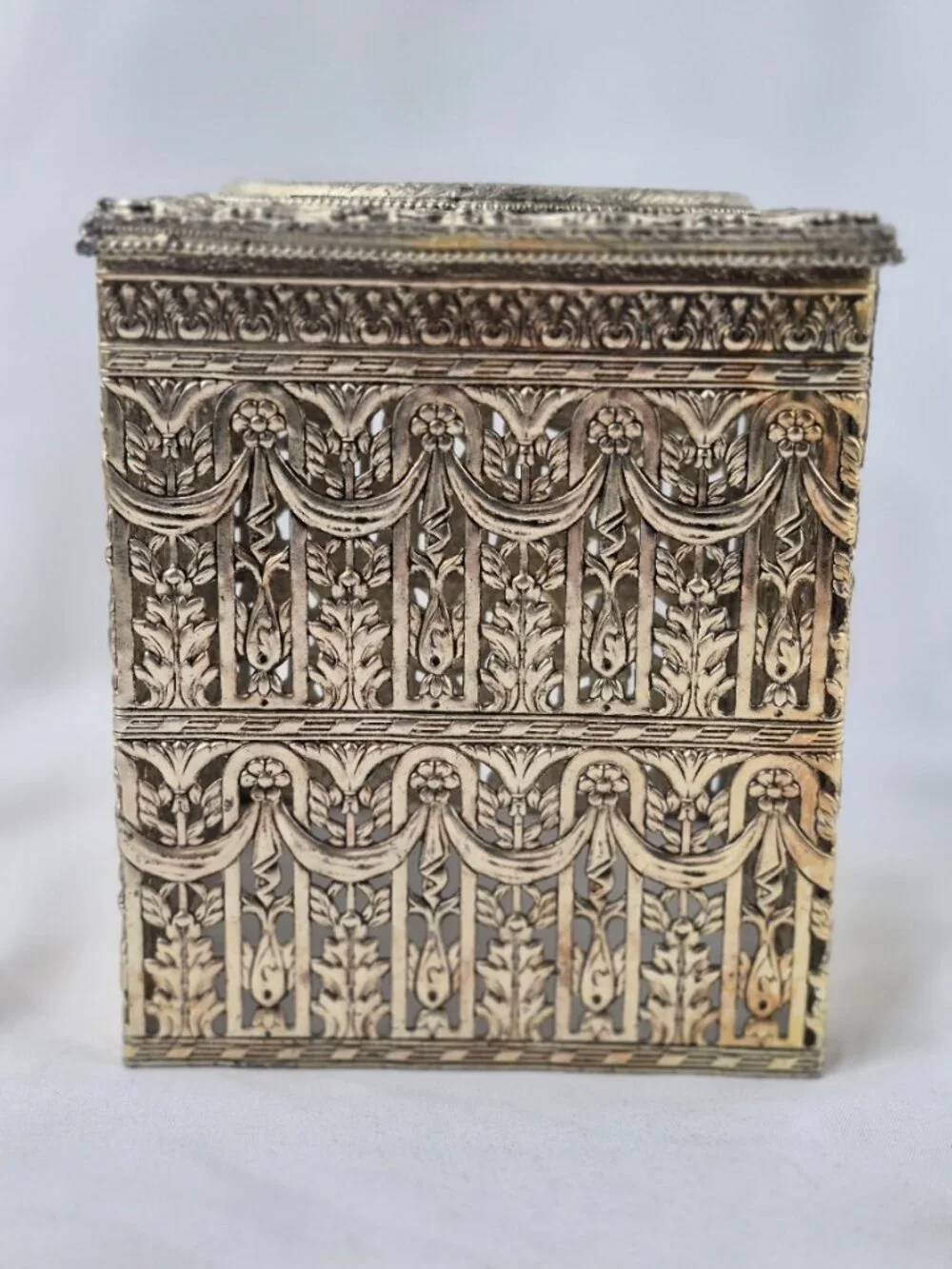 Vintage Hollywood Regency Filigree Vanity Ornate Square Tissue Box Cover
